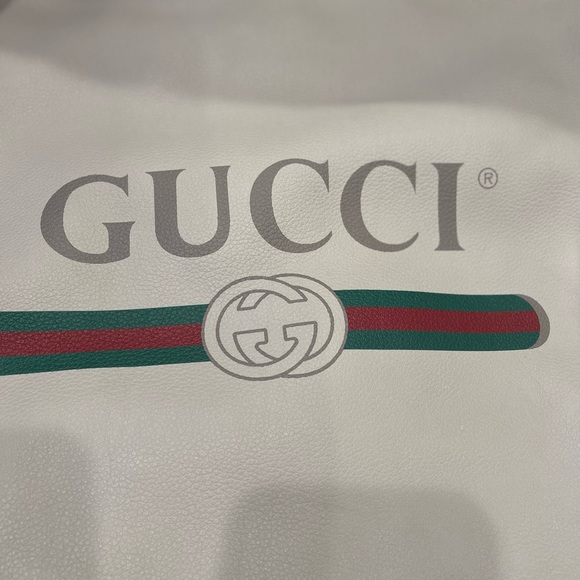 GUCCI Sherry line GUCCI logo print drawstring  Tote Bag. 100 % leather - Picture 5 of 11